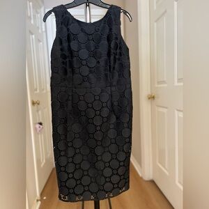 DKNY Black Sleeveless Circle-Lace Midi Sheath Dress